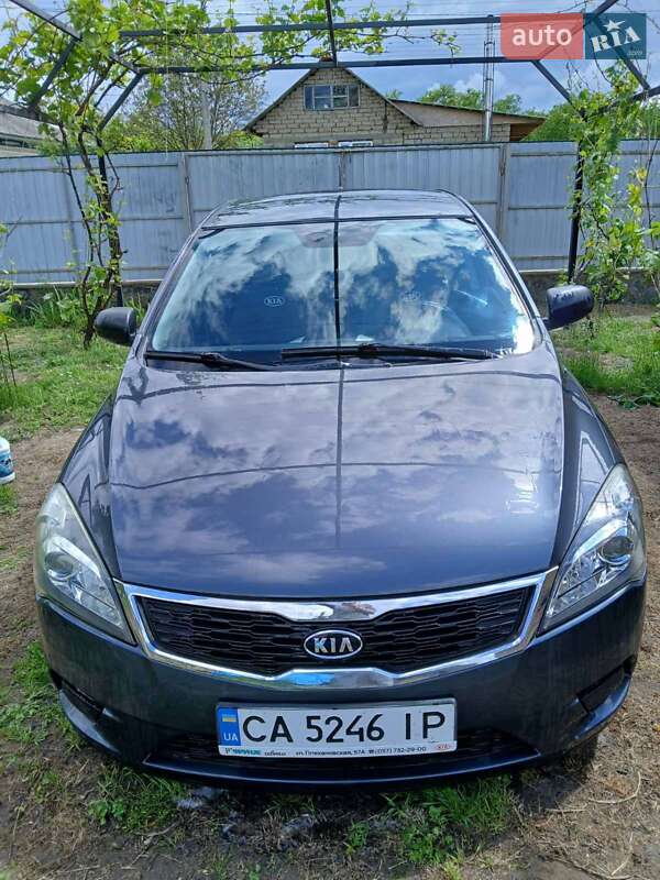 Kia Ceed 2011