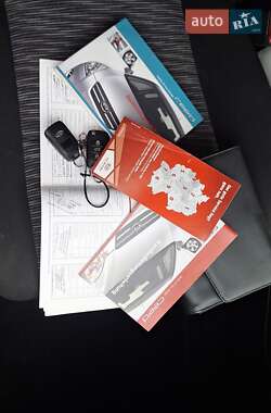 Хэтчбек Kia Ceed 2009 в 