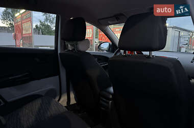 Хэтчбек Kia Ceed 2008 в 