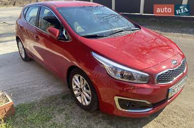 Хэтчбек Kia Ceed 2017 в 