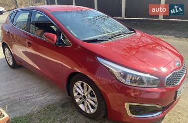 Хэтчбек Kia Ceed 2017 в 