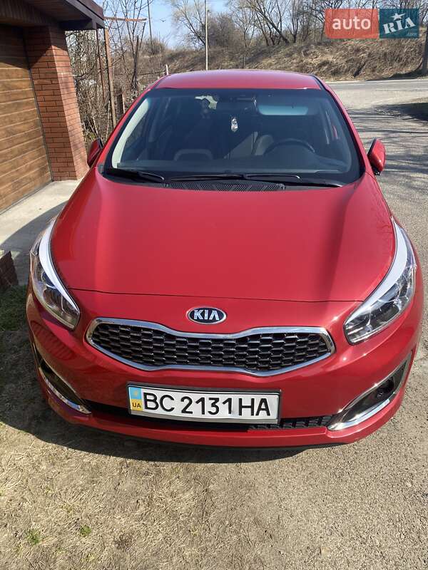 Хэтчбек Kia Ceed 2017 в Стрые