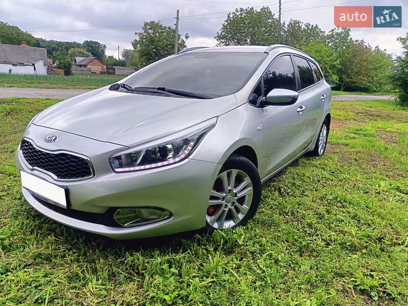 Универсал Kia Ceed 2013 в Ровно