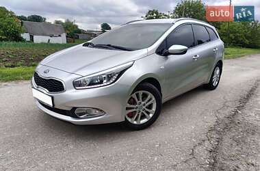 Универсал Kia Ceed 2013 в Ровно