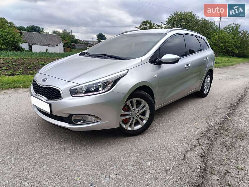 Универсал Kia Ceed 2013 в Ровно
