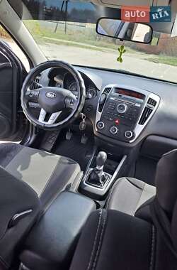 Универсал Kia Ceed 2011 в Краснограде