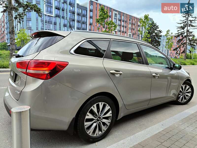 Универсал Kia Ceed 2016 в Киеве