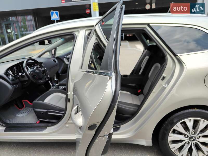Универсал Kia Ceed 2016 в Киеве