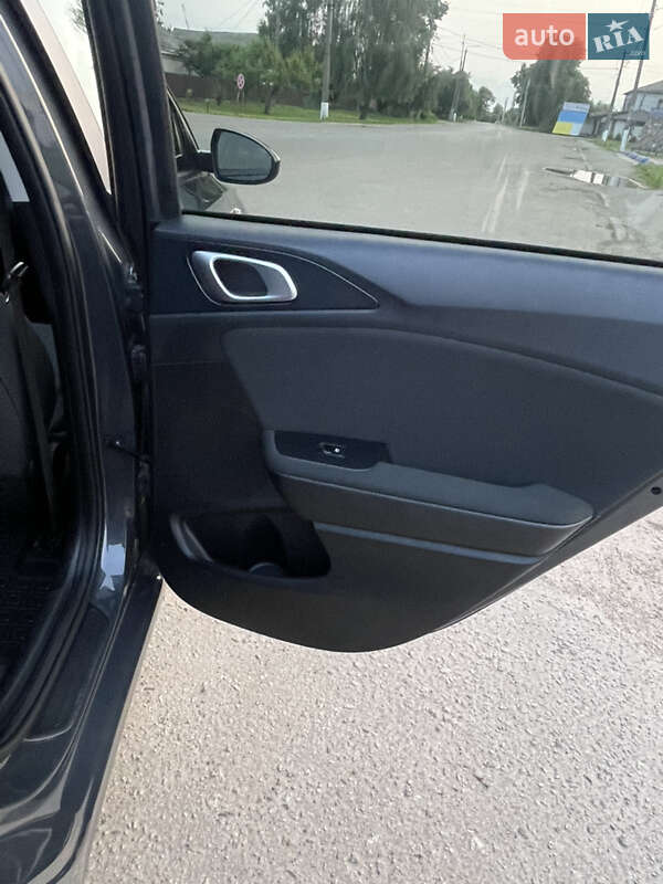 Хэтчбек Kia Ceed 2019 в Яготине фото 25 Хэтчбек Kia Ceed 2019 в Яготине