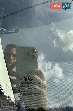 Хэтчбек Kia Ceed 2008 в 