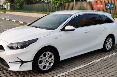 Универсал Kia Ceed 2022 в Киеве