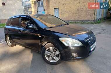 Хетчбек Kia Ceed 2008 в Києві