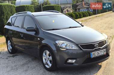 Універсал Kia Ceed 2012 в Дніпрі