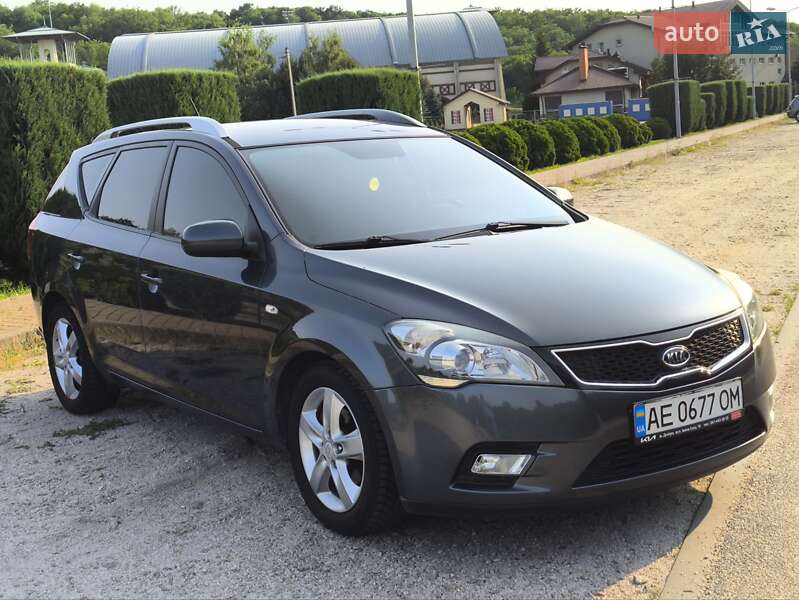 Kia Ceed 2012