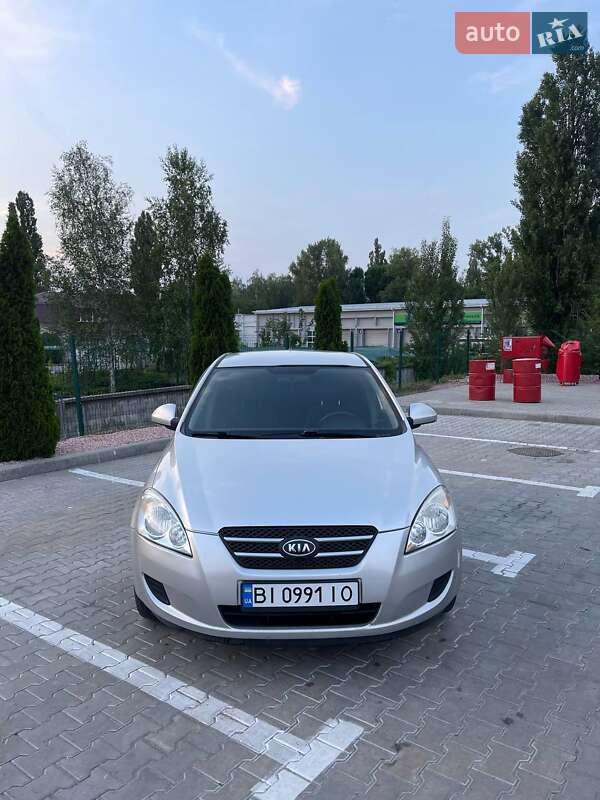 Хетчбек Kia Ceed 2007 в Кременчуці