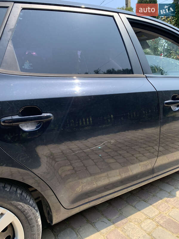 Хэтчбек Kia Ceed 2009 в Богородчанах