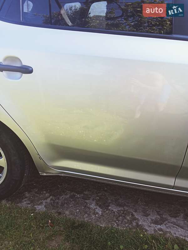 Хэтчбек Kia Ceed 2007 в Стрые