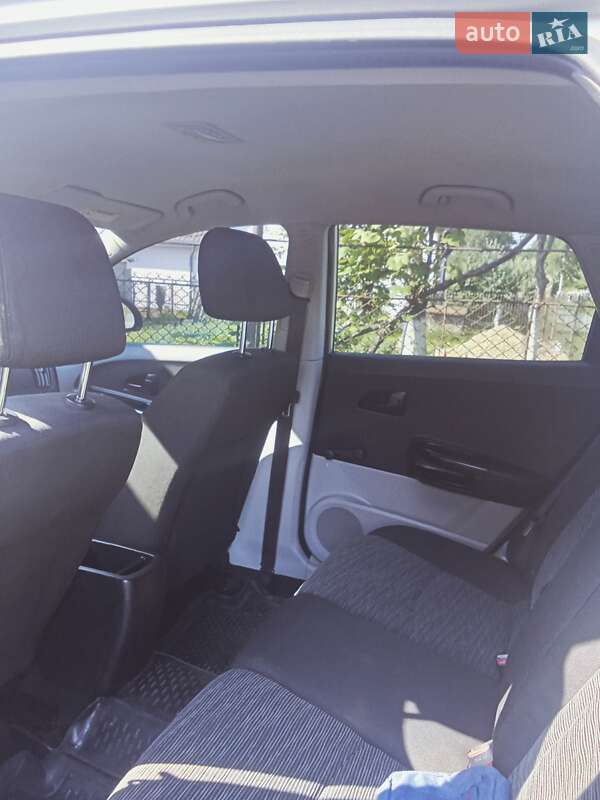 Хэтчбек Kia Ceed 2007 в Стрые