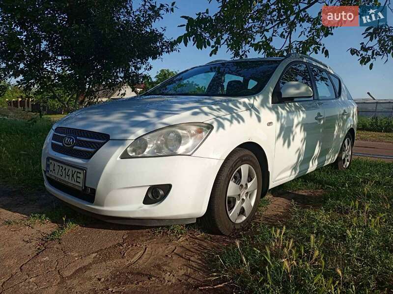 Універсал Kia Ceed 2008 в Черкасах