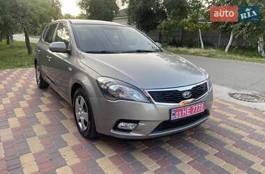 Хэтчбек Kia Ceed 2011 в Нежине