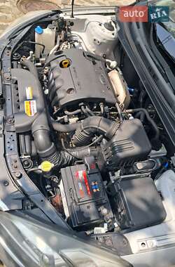 Хэтчбек Kia Ceed 2009 в 