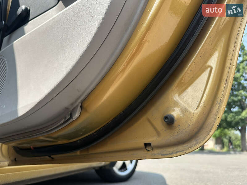 Хетчбек Kia Ceed 2008 в Дніпрі