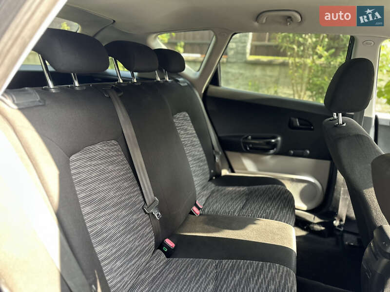 Универсал Kia Ceed 2008 в Трускавце