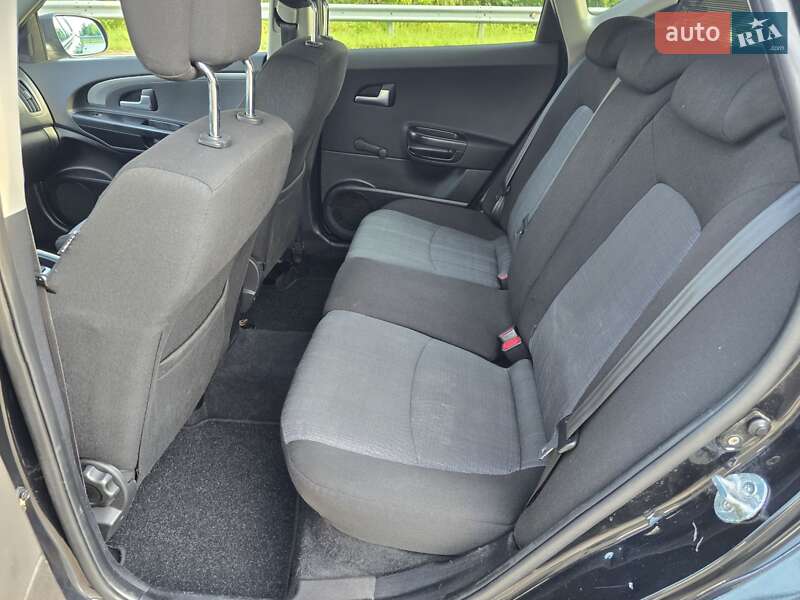 Универсал Kia Ceed 2012 в Ковеле