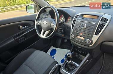 Универсал Kia Ceed 2012 в 