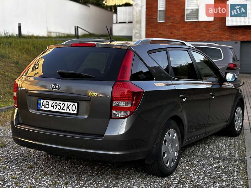 Универсал Kia Ceed 2011 в Николаеве