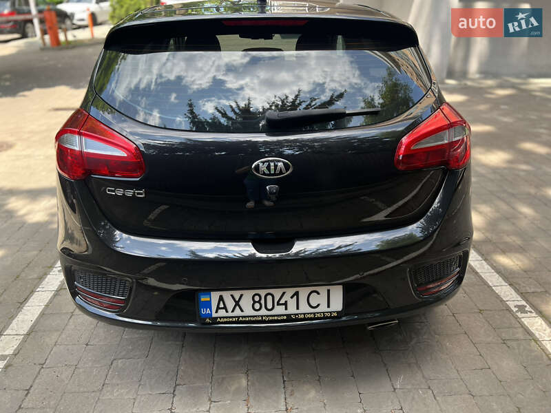 Хэтчбек Kia Ceed 2017 в Львове
