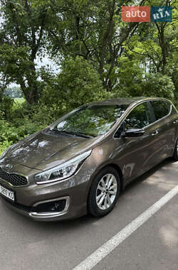 Хэтчбек Kia Ceed 2017 в Киеве