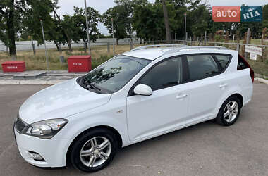 Универсал Kia Ceed 2010 в Днепре