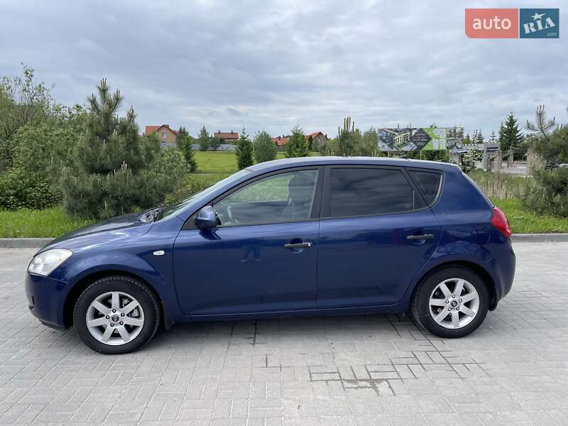 Хетчбек Kia Ceed 2007 в Хмельницькому