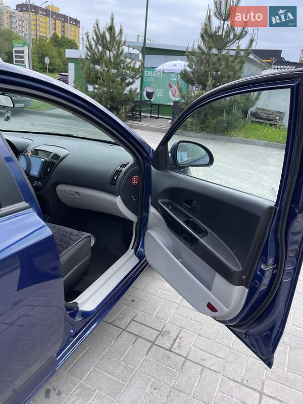 Хетчбек Kia Ceed 2007 в Хмельницькому