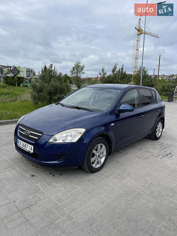 Хетчбек Kia Ceed 2007 в Хмельницькому