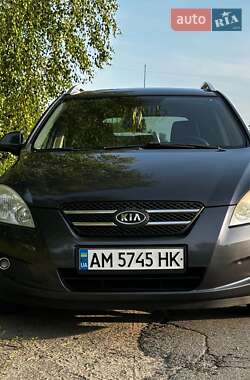 Універсал Kia Ceed 2008 в Звягелі