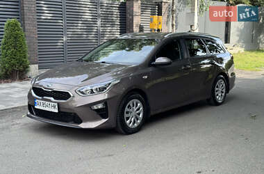 Универсал Kia Ceed 2019 в Киеве