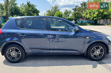 Хэтчбек Kia Ceed 2007 в Харькове