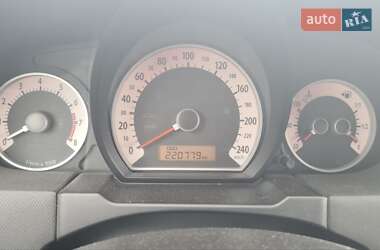 Хэтчбек Kia Ceed 2009 в 