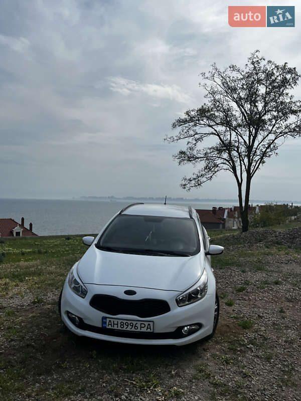 Универсал Kia Ceed 2013 в Одессе фото 4 Универсал Kia Ceed 2013 в Одессе