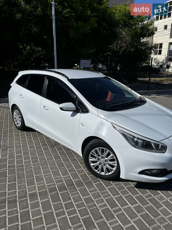 Универсал Kia Ceed 2013 в Одессе фото 17 Универсал Kia Ceed 2013 в Одессе