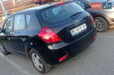 Хэтчбек Kia Ceed 2007 в Золочеве
