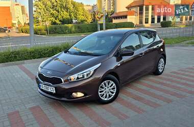 Хэтчбек Kia Ceed 2013 в Киеве