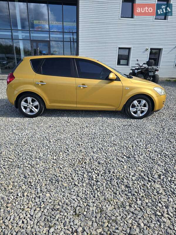 Хэтчбек Kia Ceed 2008 в Тернополе