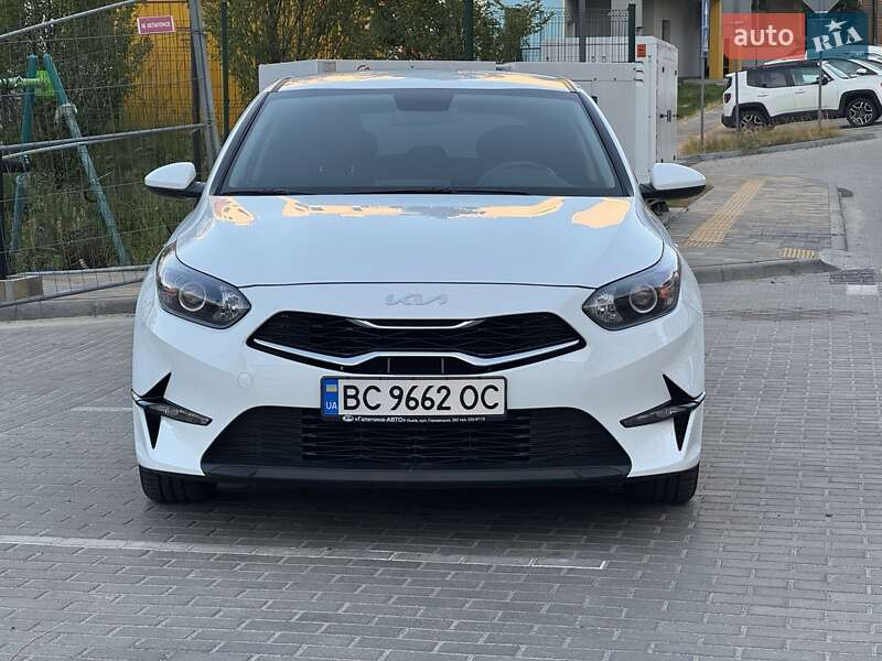 Хетчбек Kia Ceed 2022 в Львові