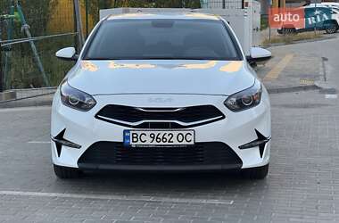 Хэтчбек Kia Ceed 2022 в 