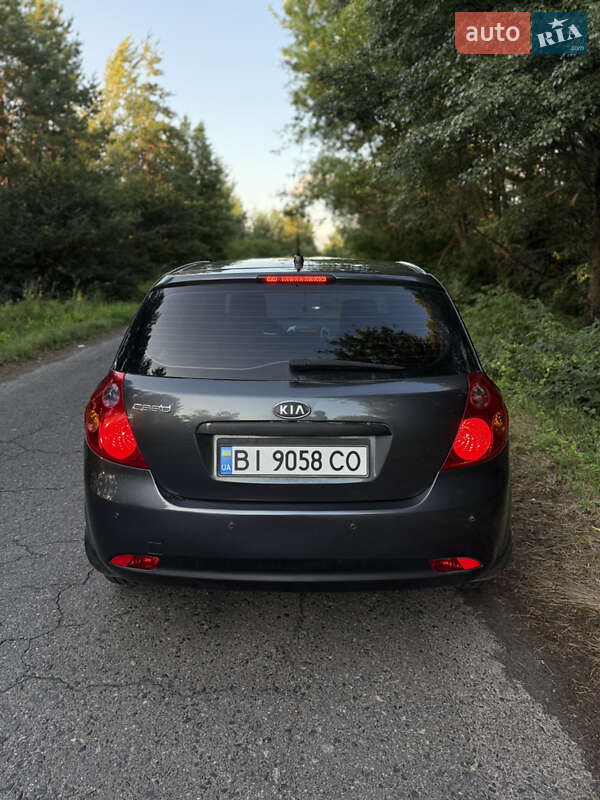 Хетчбек Kia Ceed 2007 в Кобеляках