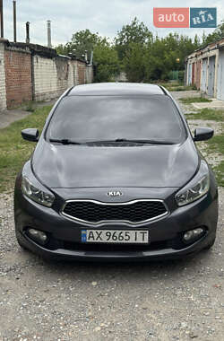 Хетчбек Kia Ceed 2013 в Харкові