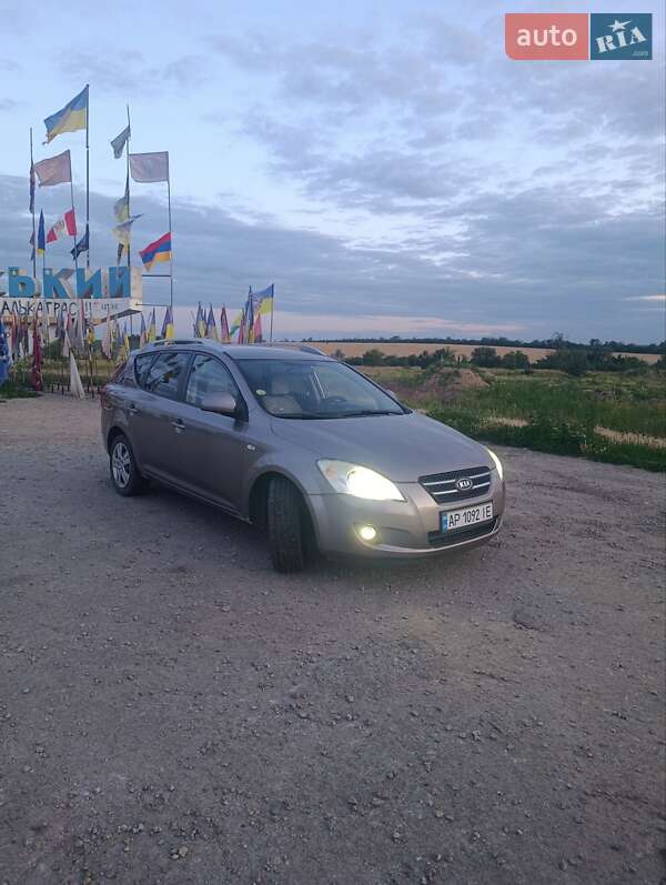 Универсал Kia Ceed 2007 в Запорожье
